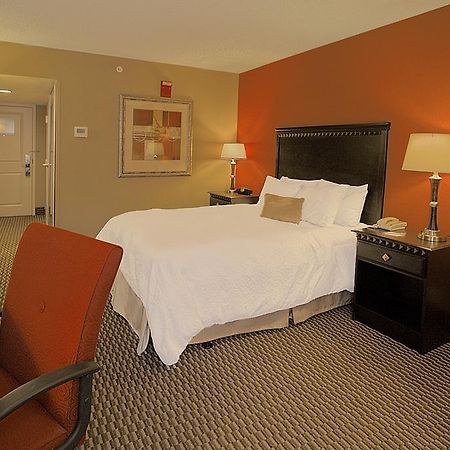 Hampton Inn Asheville - Biltmore Area Exterior foto